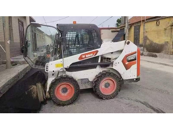 Мини-погрузчик с бортовым поворотом BOBCAT S510