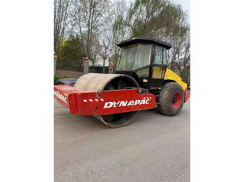 Дорожный каток DYNAPAC