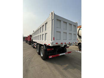 Внедорожный самосвал HOWO 8x4: фото 3