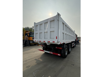 Внедорожный самосвал HOWO 8x4: фото 4