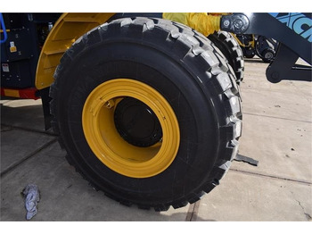 Колёсный погрузчик XCMG XC975EV: фото 5