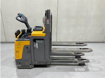 Штабелер JUNGHEINRICH ERD