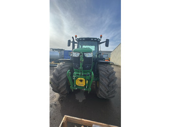Трактор John Deere 6R 215: фото 3