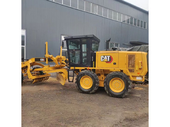 Грейдер CATERPILLAR 120G