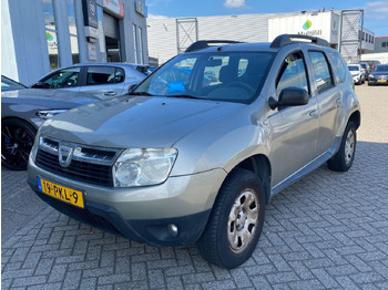Легковой автомобиль DACIA