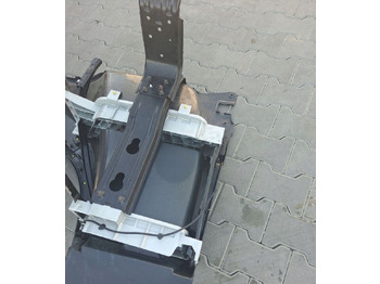 Боковая подножка для Грузовиков Volvo STOPIEŃ STOPNICA LEWA STELAŻ ORYGINAŁ VOLVO FH 4 82819482: фото 4