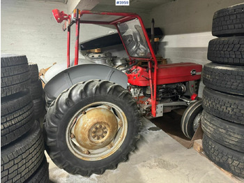 Трактор MASSEY FERGUSON 1000 series