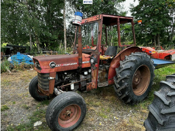 Трактор MASSEY FERGUSON 100 series