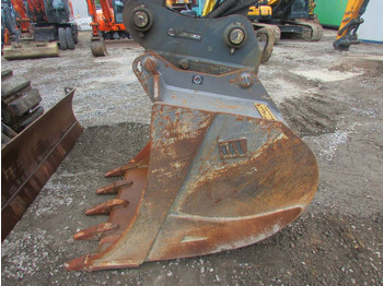 Гусеничный экскаватор Volvo EC 235 EL Kettenbagger 132.000 EUR / AC: фото 5