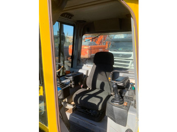 CATERPILLAR D5G в лизинг CATERPILLAR D5G: фото 2