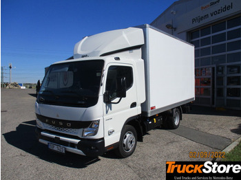Грузовик с закрытым кузовом FUSO