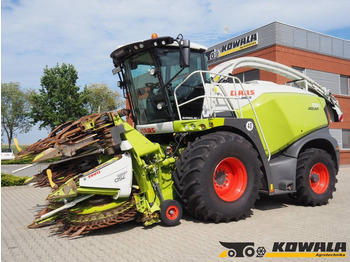 Кормоуборочный комбайн CLAAS Jaguar 950