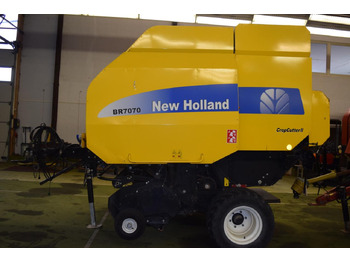 Пресс-подборщик рулонный New Holland BR 7070 Crop Cutter II: фото 2