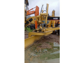 Грейдер Caterpillar 140H: фото 5