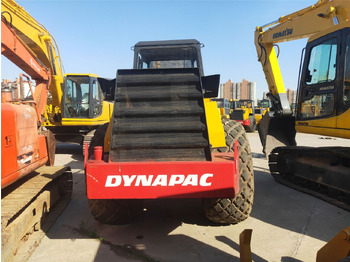 Дорожный каток DYNAPAC