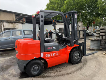 Дизельный погрузчик HELI FD35: фото 4