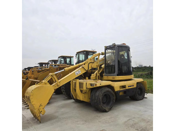 Колёсный экскаватор KOMATSU PC128