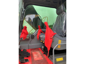 Гусеничный экскаватор VOLVO EC210