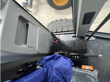 Новый Грейдер XCMG GR215: фото 4 Новый Грейдер XCMG GR215: фото 4