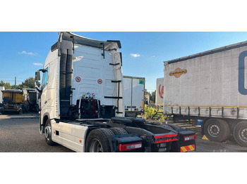 Тягач Volvo FH 460 Euro 6 Globetrotter 2018: фото 3 Тягач Volvo FH 460 Euro 6 Globetrotter 2018: фото 3