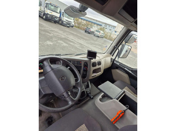 Фото интерьера 1: Грузовик с закрытым кузовом Renault Midlum 220.12 Extra Light fourgon caisse Polyfond avec hayon