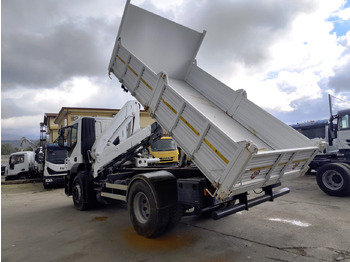 Фото интерьера 1: Автоманипулятор, Самосвал IVECO STRALIS AD 190S31P Фото интерьера 1: Автоманипулятор, Самосвал IVECO STRALIS AD 190S31P