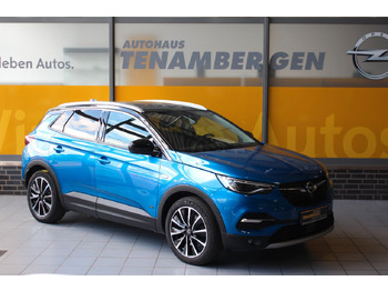 Внедорожник OPEL