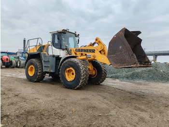 Колёсный погрузчик LIEBHERR L 576 2plus2