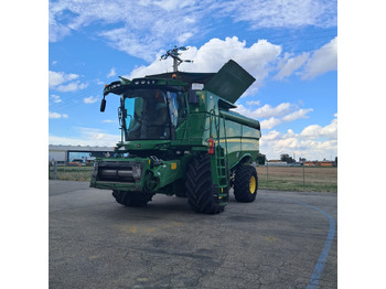 Зерноуборочный комбайн JOHN DEERE S Series