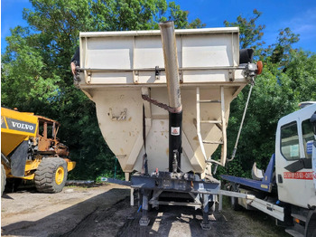 Самосвальный полуприцеп LOUAULT BENNE TP SR39: фото 2 Самосвальный полуприцеп LOUAULT BENNE TP SR39: фото 2