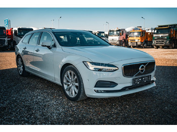 Легковой автомобиль VOLVO