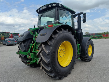 Трактор John Deere 6215R: фото 3