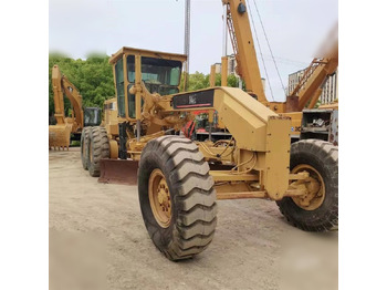 Грейдер CATERPILLAR 14H