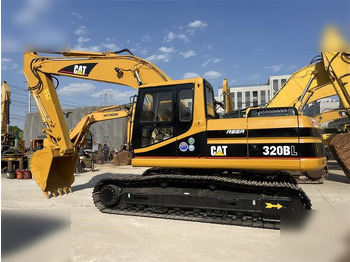 Гусеничный экскаватор CATERPILLAR 320BL