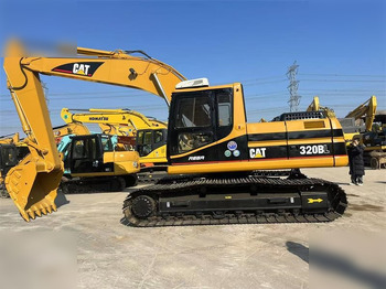 Гусеничный экскаватор CATERPILLAR 320BL