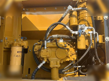 Гусеничный экскаватор CATERPILLAR 320DL: фото 5