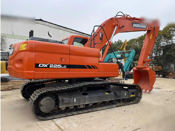 Гусеничный экскаватор DOOSAN DX225 LC: фото 3