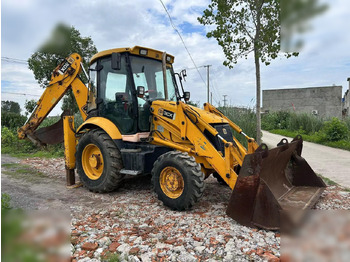 Экскаватор-погрузчик JCB 3CX
