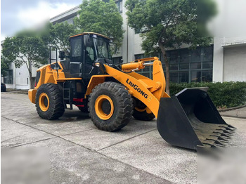 Колёсный погрузчик LIUGONG