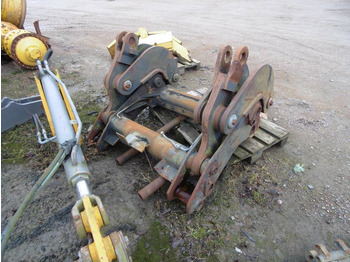 : фото в шапке страницы