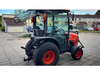 Коммунальный трактор KUBOTA