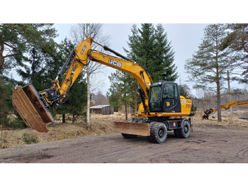 Колёсный экскаватор JCB