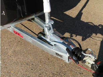 Прицеп-коневоз Böckmann Pferdeanhänger Champion R, Alub., 100 km/h: фото 3 Прицеп-коневоз Böckmann Pferdeanhänger Champion R, Alub., 100 km/h: фото 3