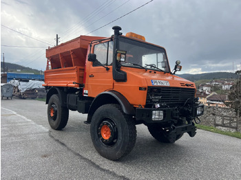 Снегоуборочная машина UNIMOG U1500