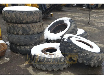 Колёсный погрузчик