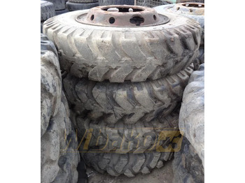 : фото в шапке страницы