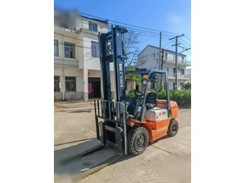 Дизельный погрузчик HELI HFG35: фото 4