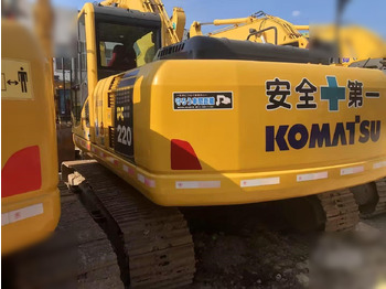 Гусеничный экскаватор KOMATSU PC220-8