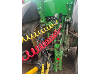 Трактор John Deere 8320R: фото 3