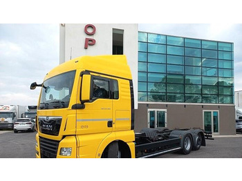 Грузовик-шасси MAN TGX 26.500